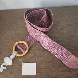 Raffia Belt with wood buckle purple